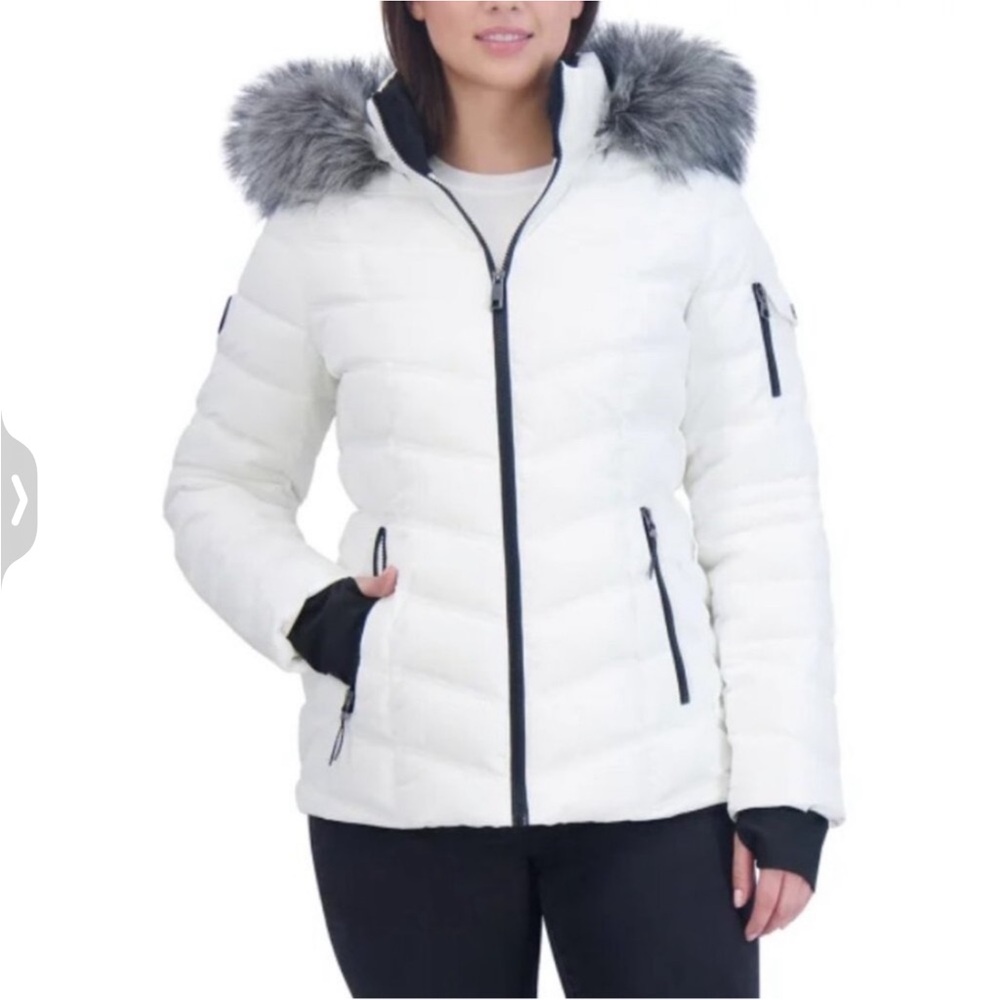 NWT Nautica Women's Puffer Jacket with Faux Fur Hood